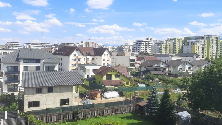 Un Apartament Pentru O Viață Bună  Coresi  2025 - Poză 13