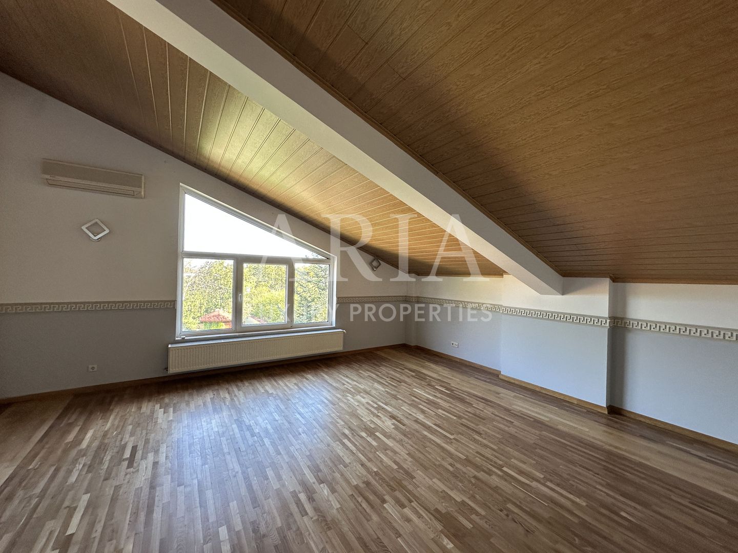 VILA INDIVIDUALA PIPERA EROU IANCU NICOLAE - Poză 18