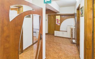 Apartament 3 camere de inchiriat - 360 €/lună - Poză 2