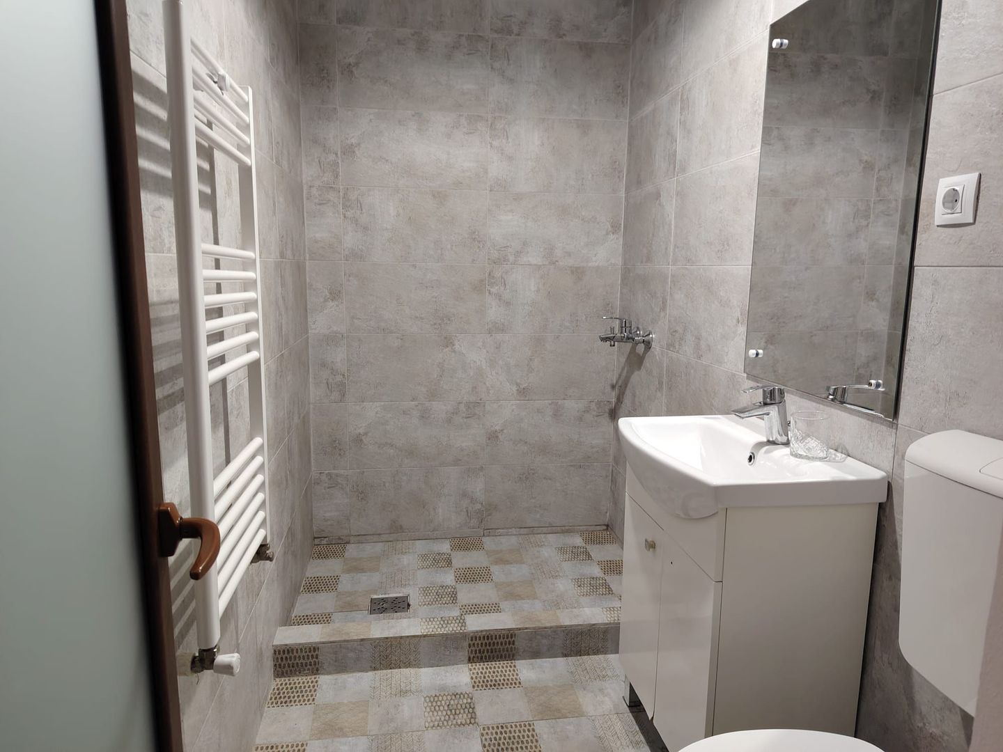 Închiriere spațiu comercial zona centrală - Parc Eminescu - Poză 9