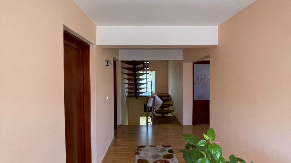 CASA INDIVIDUALA- ZONA COMPLEX - Poză 6