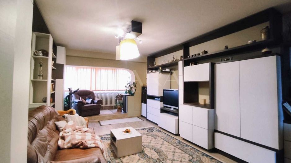 Apartament cu 3 camere, Dorobanților, în apropiere de MOBEXPERT. - Poză 2