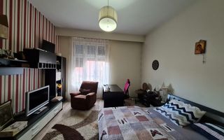 Vila generoasa,destinatii multiple - Poză 2