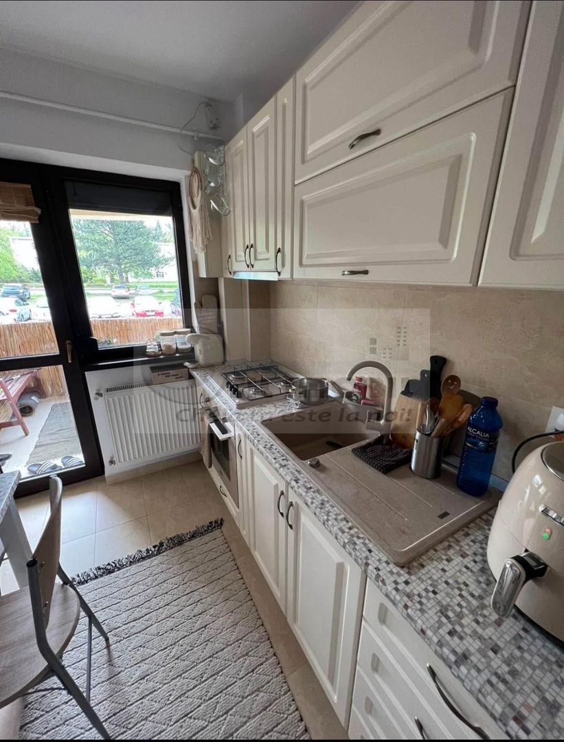 Apartament decomandat cu 2 camere si terasa - Royal Town, Copou - 599€ - Poză 3