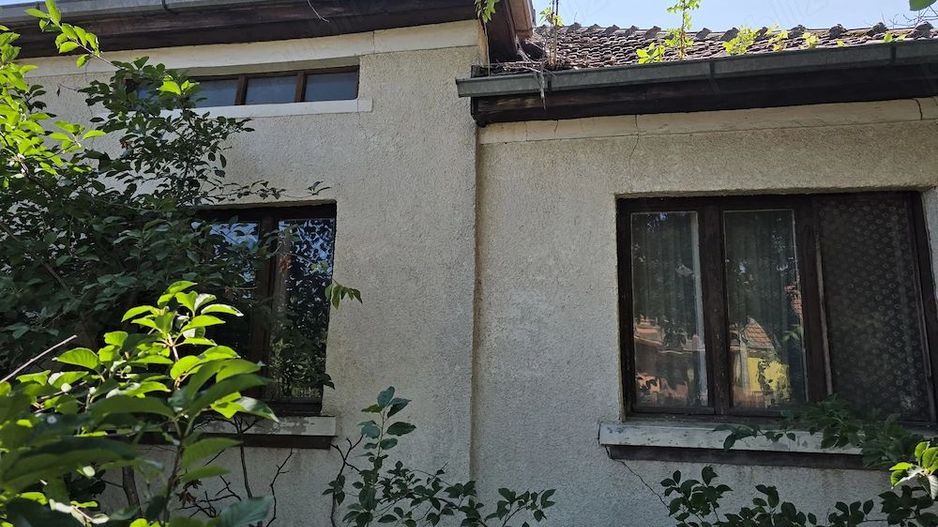 BRASADAS vinde casa + teren in zona Closca. - Poză 3