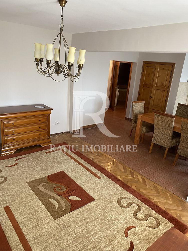 Apartament cu 3 camere | Rogerius | Oradea - Poză 3