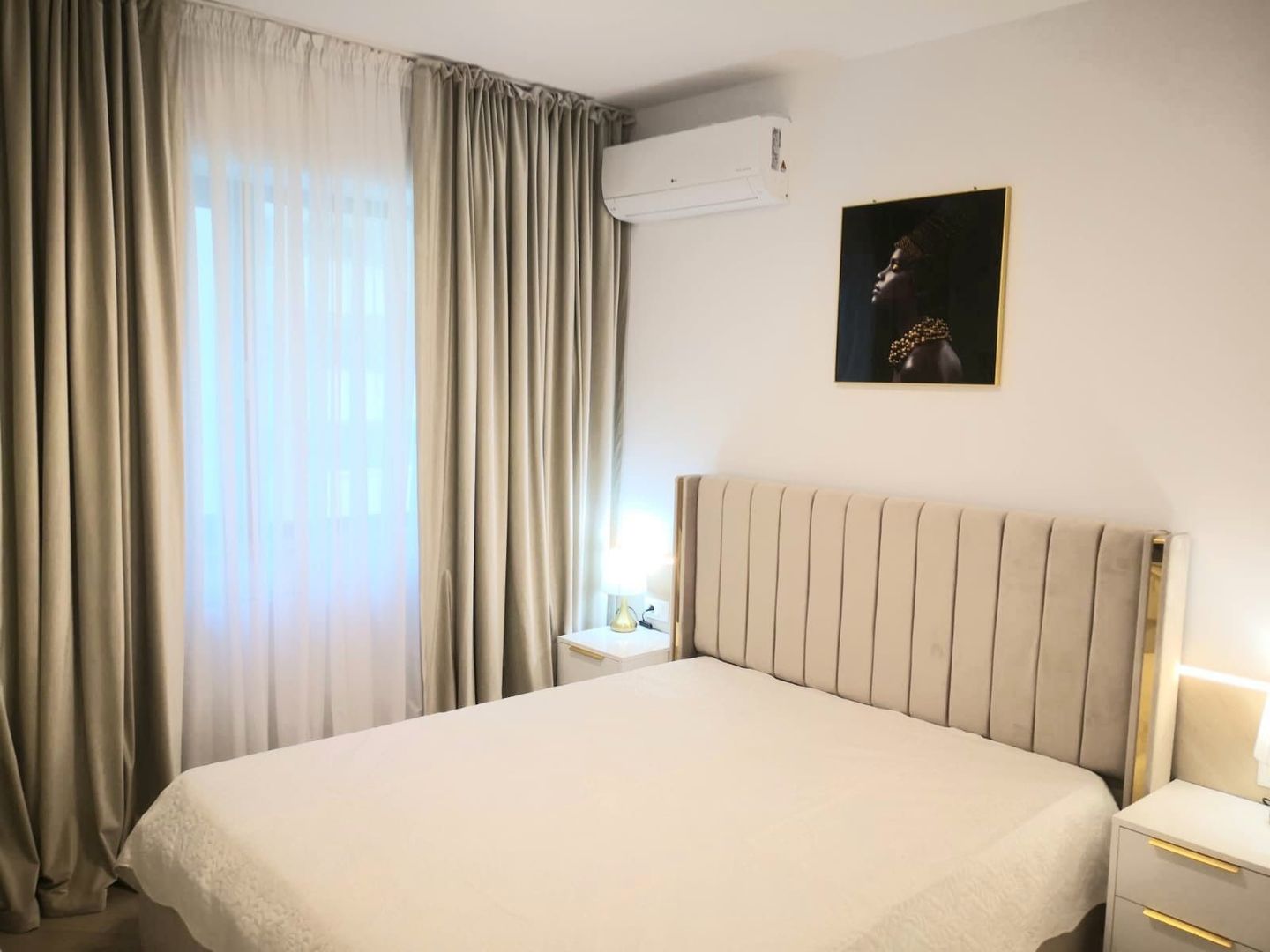 PRIMA INCHIRIERE APARTAMENT DOUA CAMERE SUPERB CORTINA NORTH - Poză 7