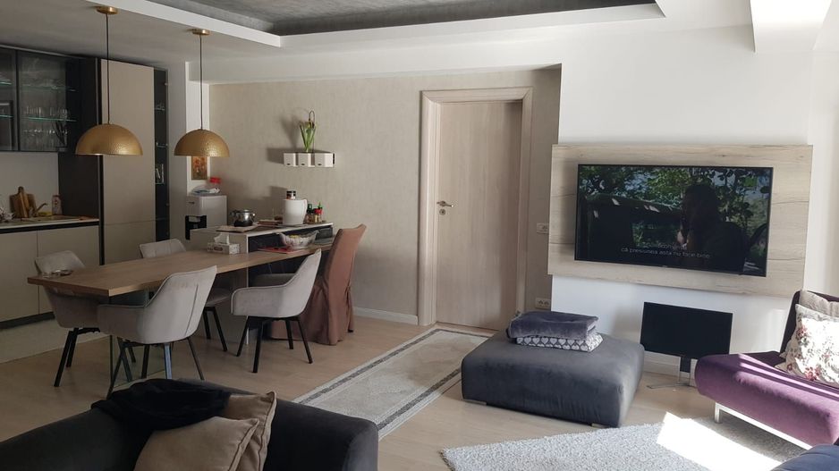 Apartament exculivist 4 camere I Zona Aviatorilor - Poză 2