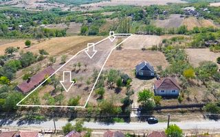 ! LISTARE NOUA !De vanzare Teren Cu  Priveliste Superba si Utilitatii - Poză 2