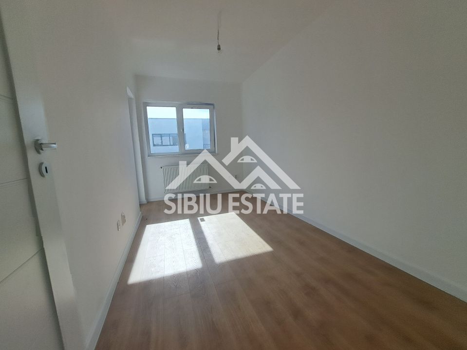 Apartament 4 camere, 2 bai bloc nou cu lift si parcare - Poză 11
