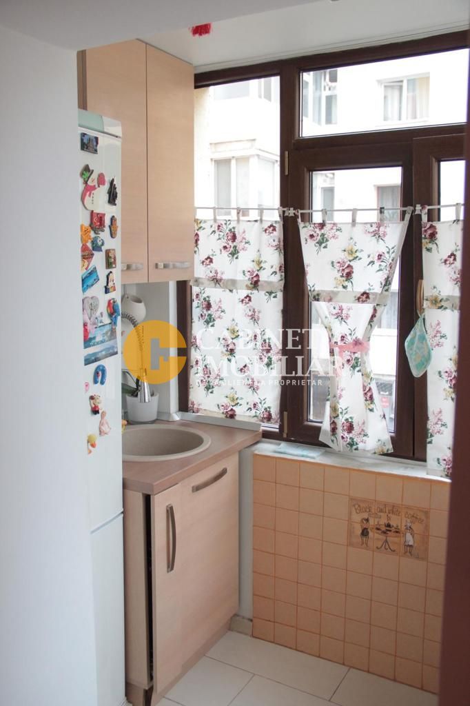 Apartament 3 camere, decomandat, zona centrala - Iasi - Poză 5