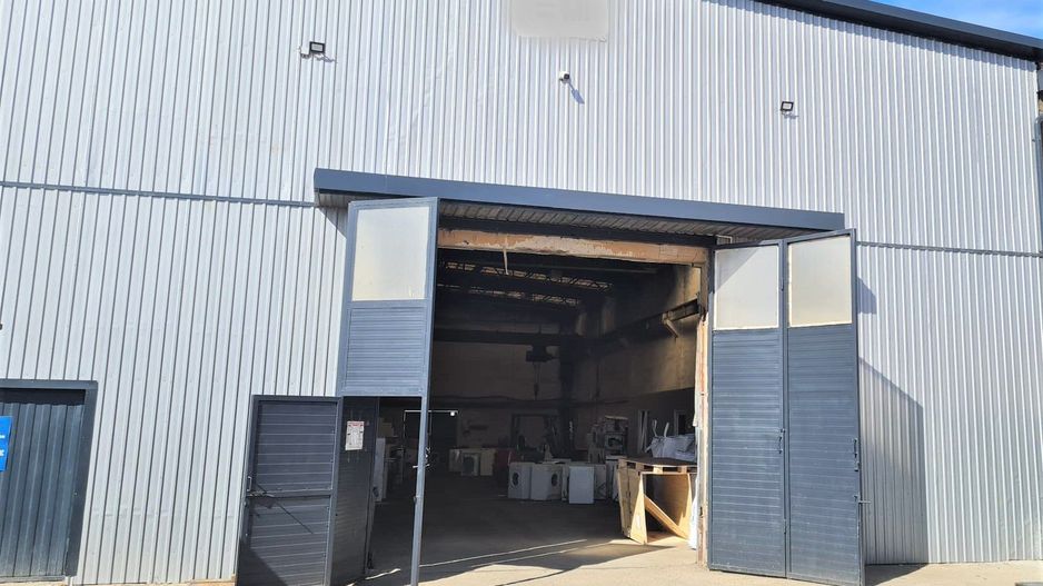 Hală industrială 540mp în zona Plopi-Kuncz - Poză 1