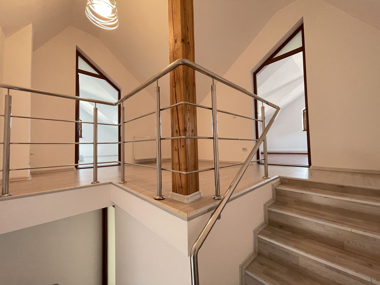 POPESTI | Chirie Casa individuala Dormitor parter rezidențial + birou - Poză 4