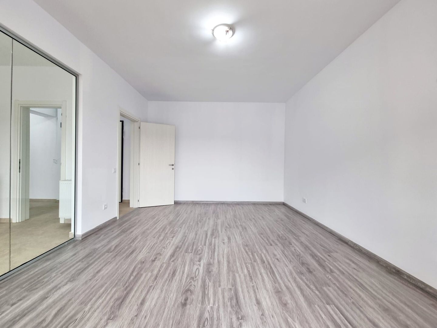 2 Camere de Vanzare Giulesti Complex Aqua City - Poză 10