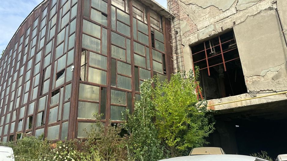 Platformă Industrială cu Cale Ferată si Infrastructură Completă - Poză 17