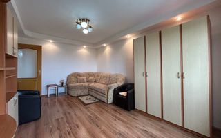 Apartament de vânzare - Zona Vasile Aaron - Poză 1