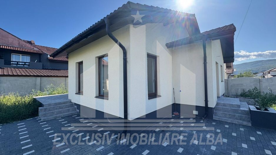 Case individuala de vanzare, Orizont - Poză 1