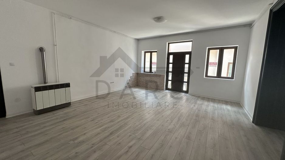 🏢🔥 BIROU MODERN ÎN TÂRGU MUREȘ - Poză 3