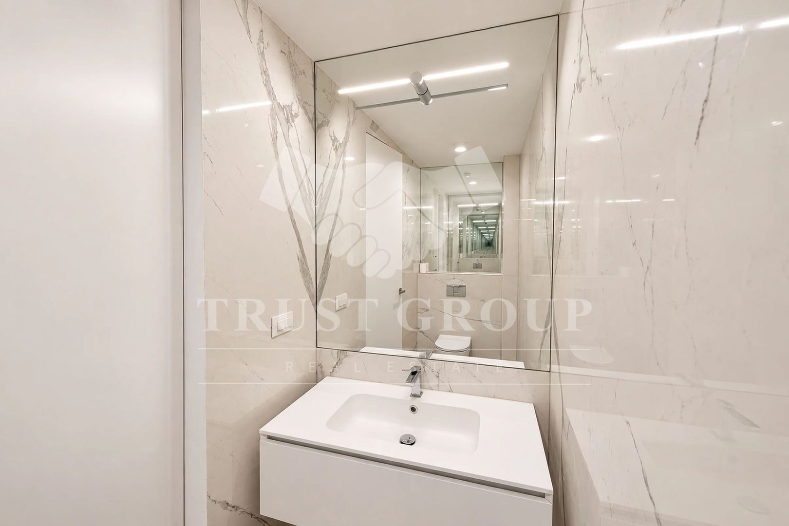 Apartament 4 camere Aviatorilor | Curte 132mp - Poză 30