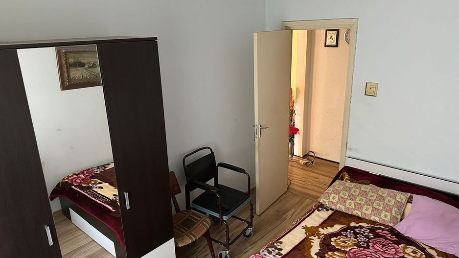 Apartament cu 3 camere Zona Inel 2 / Groapă - Ocazie - Poză 3