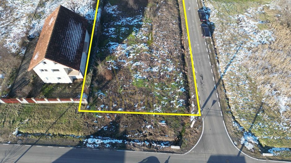 Teren intravilan curti constructii 667mp | Sacalaz - Poză 3