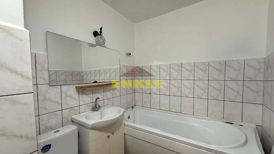 De vanzare apartament cu doua camere, zona Bucovina - Poză 7