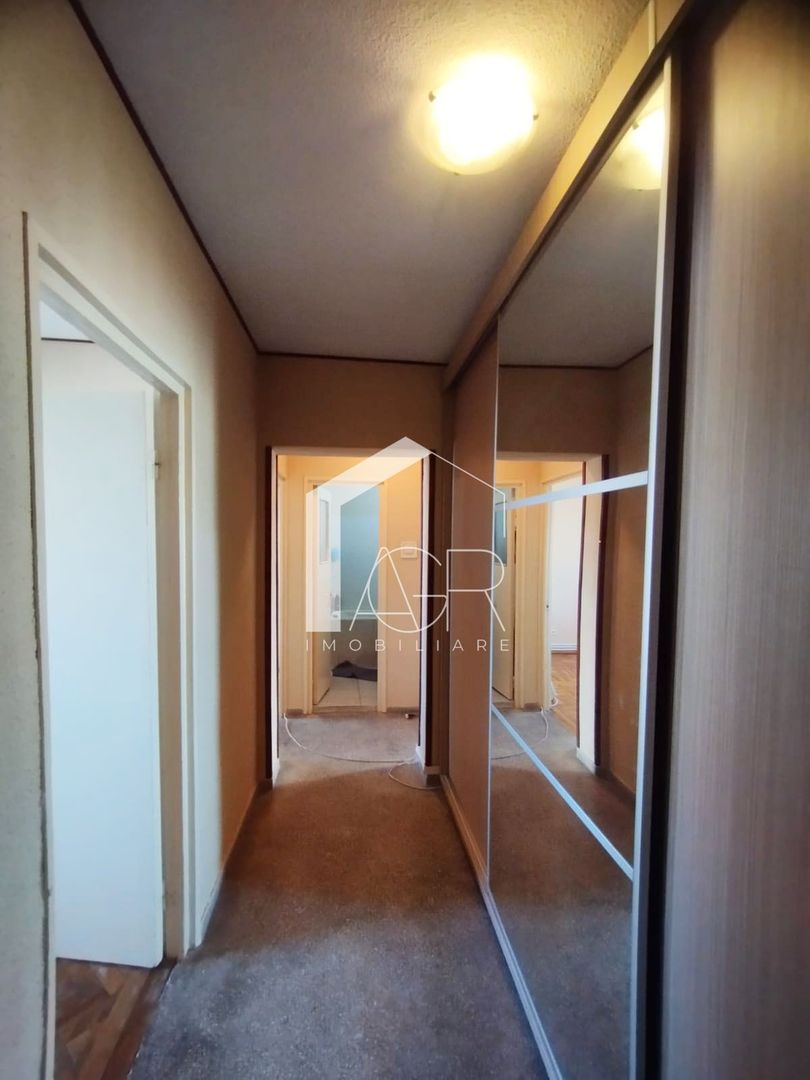 Apartament cu 4 camere, zona Nord - Poză 4