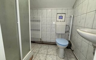 Vilă spațioasă, 6 camere, Copou -Sărărie - Poză 15