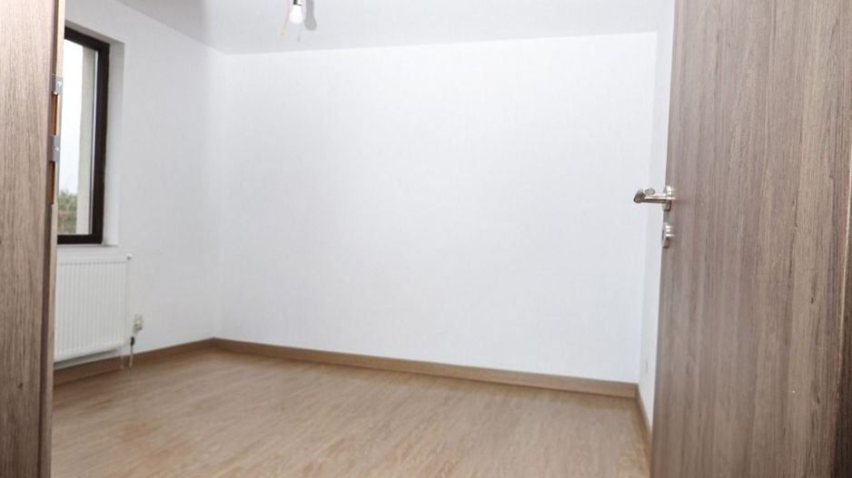 Soluție Locativă pentru Firme: Vilă cu Capacitate Mare în Ciorogarla - Poză 7