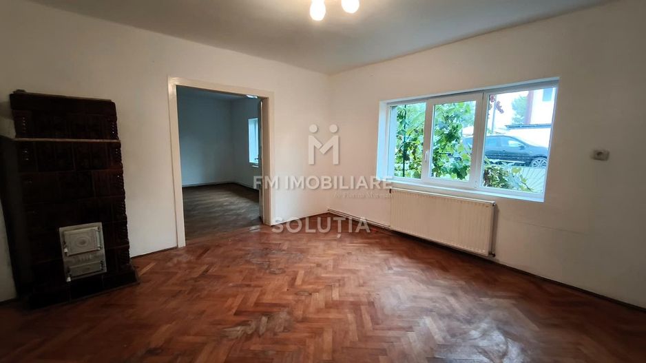 Casă de vânzare | 2 min de Centrul Vechi | garaj | curte proprie - Poză 2