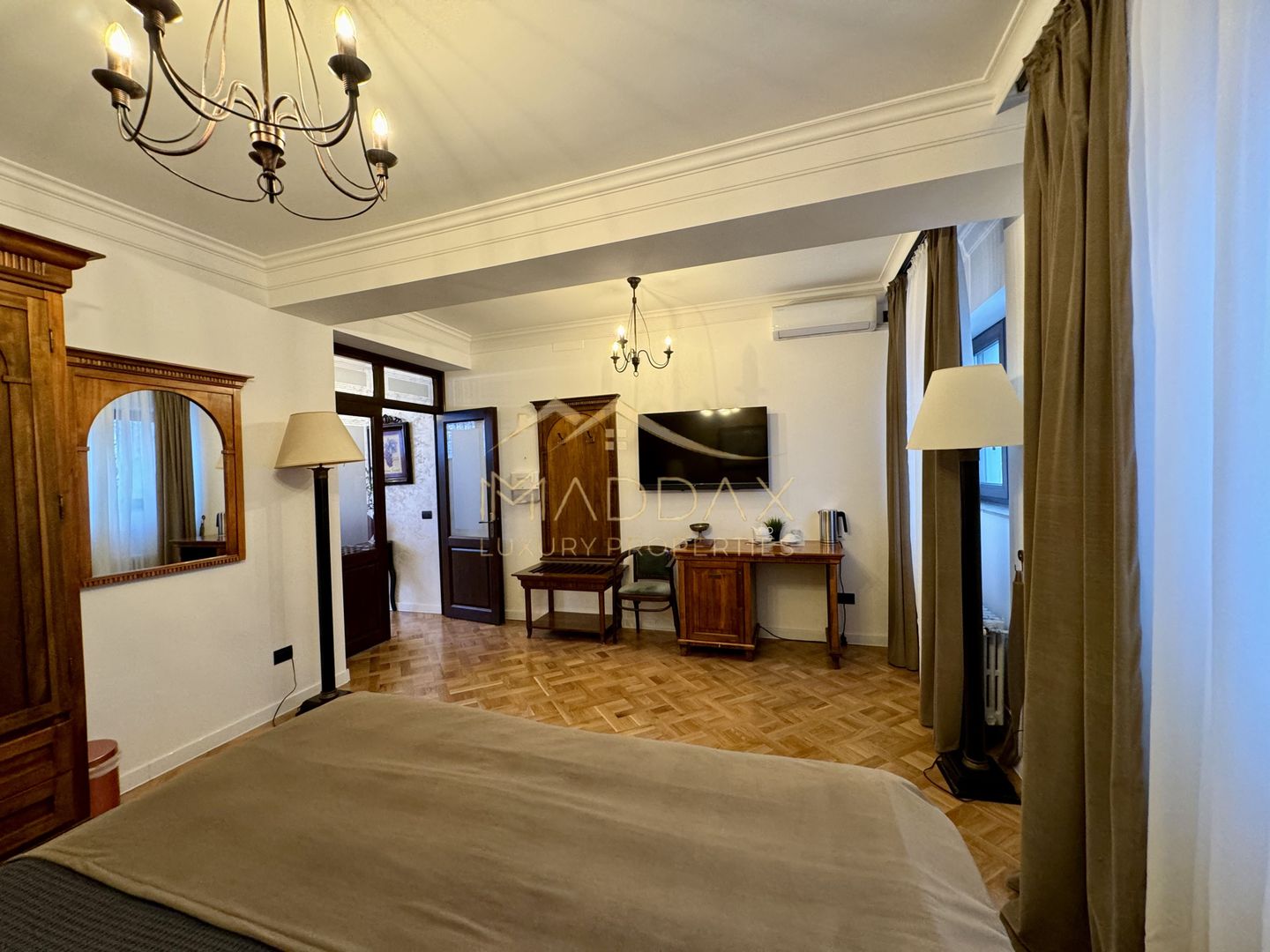 Apartament cu 4 camere / Posibilitate investitie / Arcul de Triumf - Poză 33