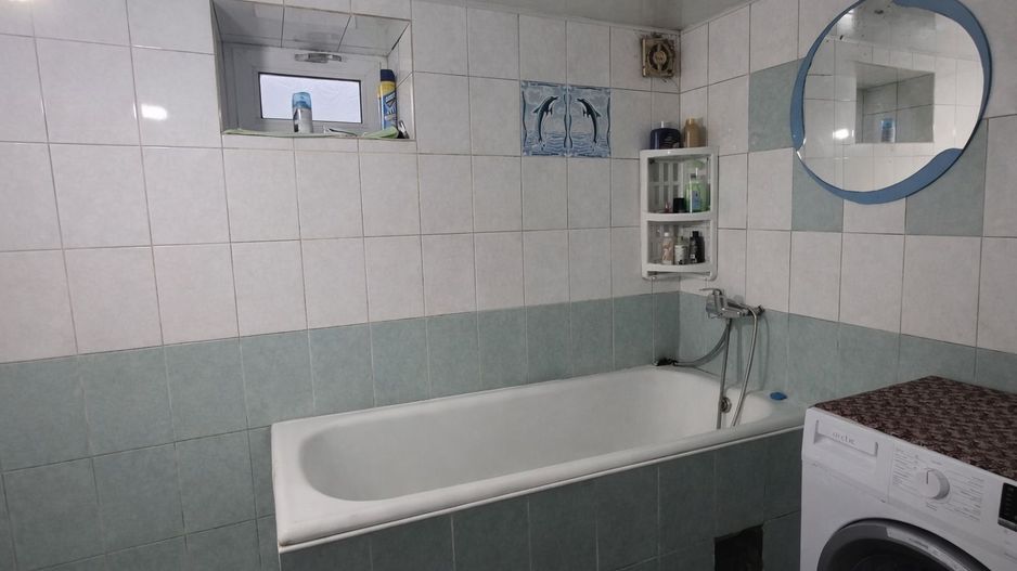 Casă în Grătiesti 8.5 ari  2 case + garaj - Poză 9