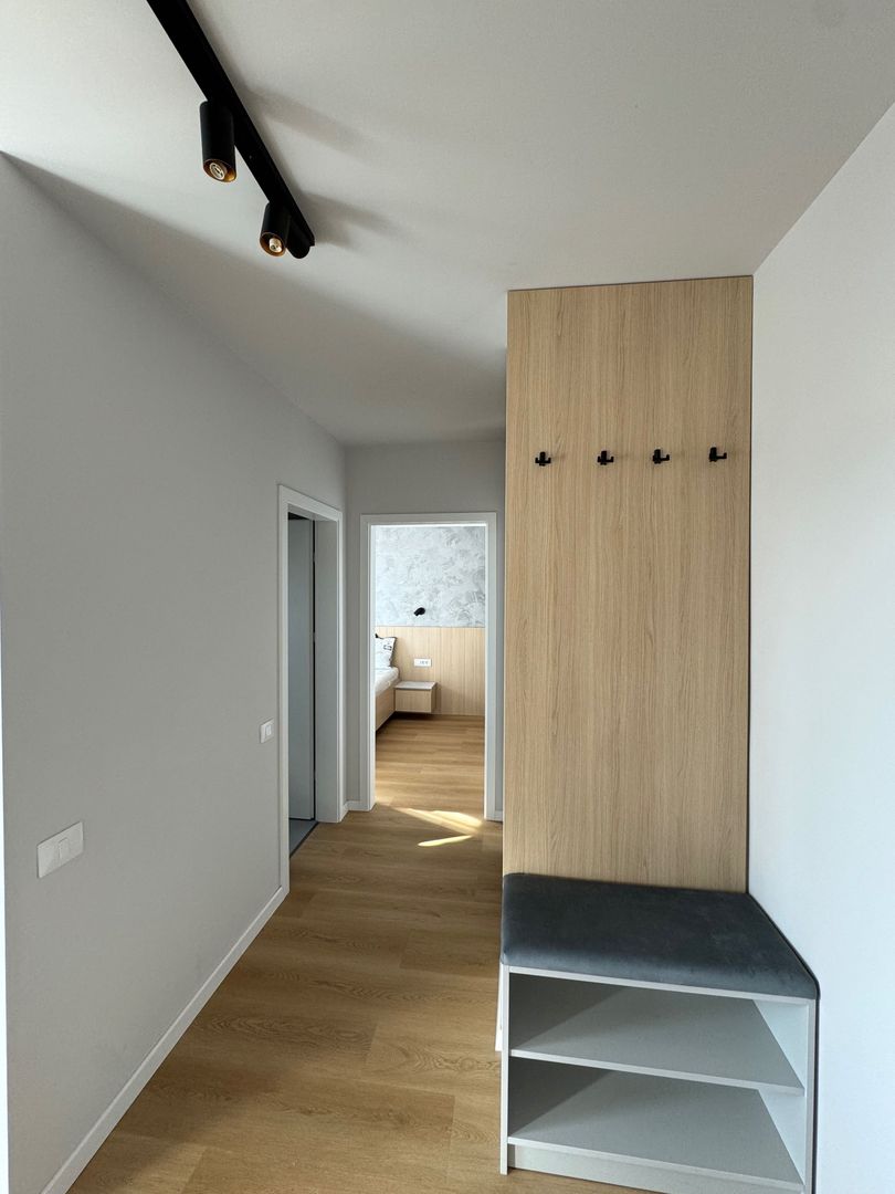 Apartament de închiriat – 2 camere, renovat, vedere panoramică - Poză 3