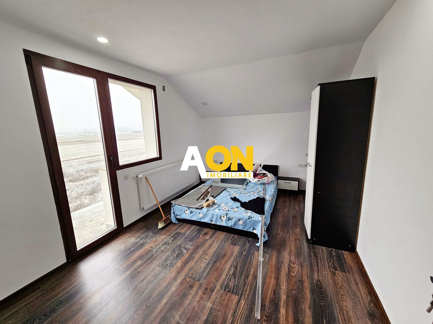 Casa individuala, mobilata utilata, zona Orizont - Poză 8