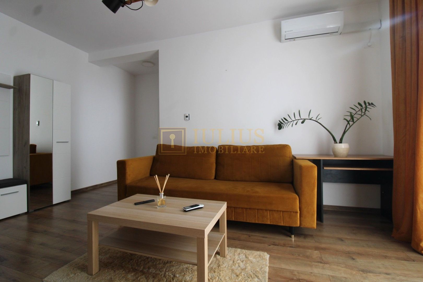 Dumbravita, 3 camere, centrala proprie - Poză 2