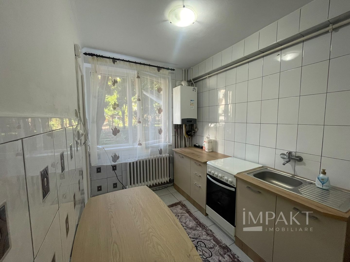 Apartament cu 2 camere, zona linistita. - Poză 3