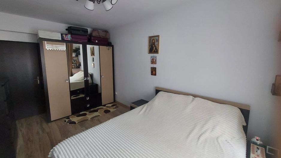 Apartament 2 camere cu 2 bai, decomandat, Trapezului - Poză 14
