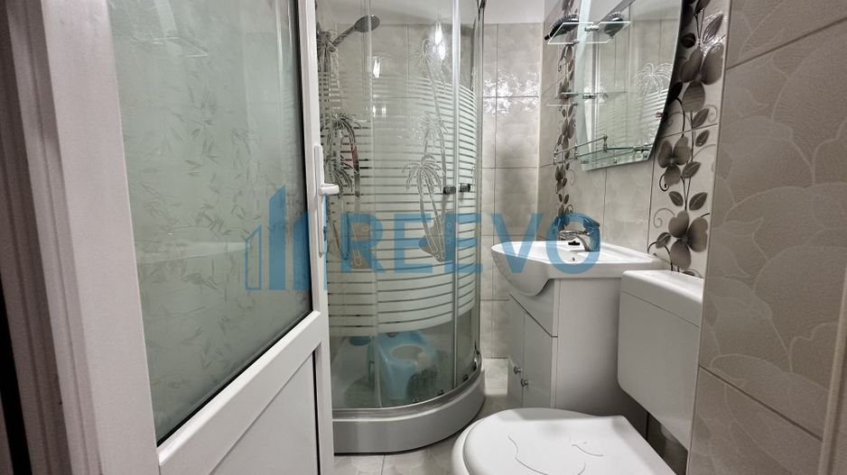 Garsonieră de vânzare în Buhuși - Poză 3