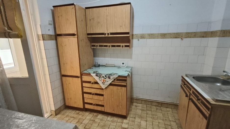 Apartament 3 camere ultracentral – Etaj 1 – 69 mp –Târgu Jiu - Poză 8