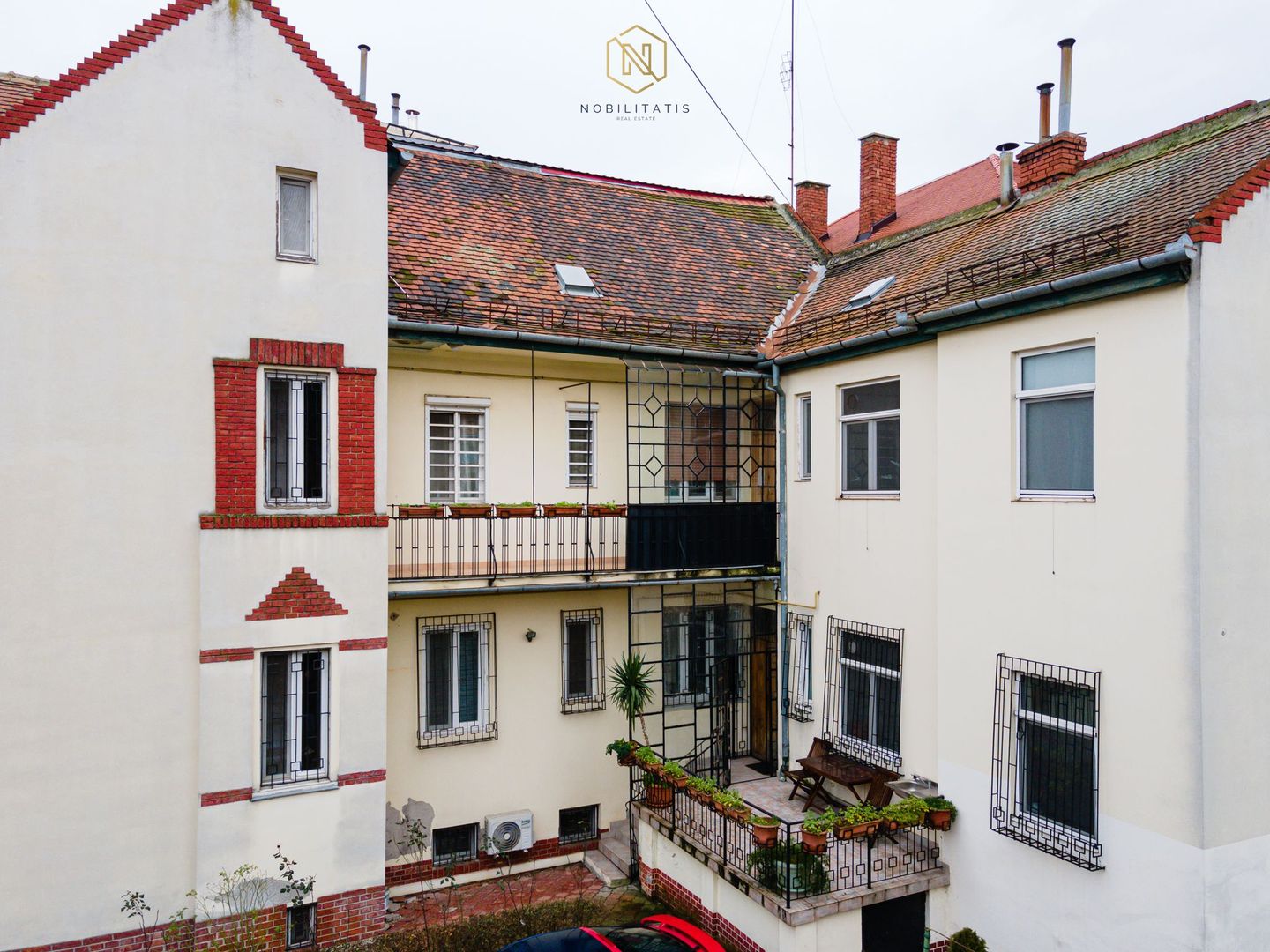 Strada Paris | Vila Reabilitata, 828 mpc | Teren 549 mp - Poză 2