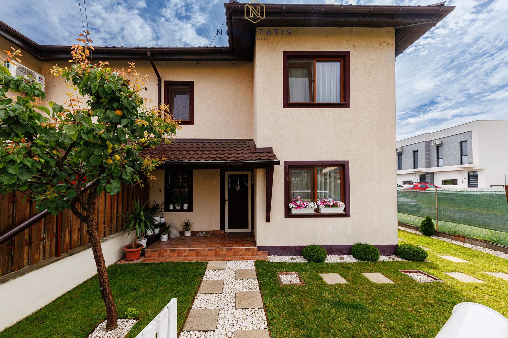 Cartierul Europa - Casa frumoasa, super spatioasa cu 5 camere | Com 0% - Poză 4