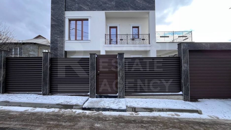 Vânzare, Hi-Tech, 2 nivele, 4 camere, strada Andrei Kolosov ,Cricova - Poză 9