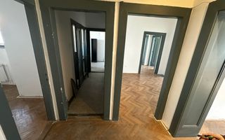 Apartament 4 camere 115 mp Ultracentral etaj intermediar pe Eroilor! - Poză 5