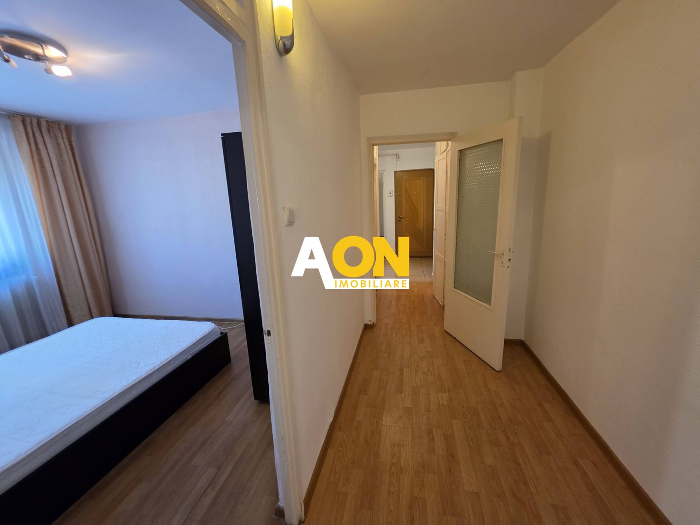Apartament 3 camere, 68 mp utili, Cetate, zona Piata Cetate - Poză 13