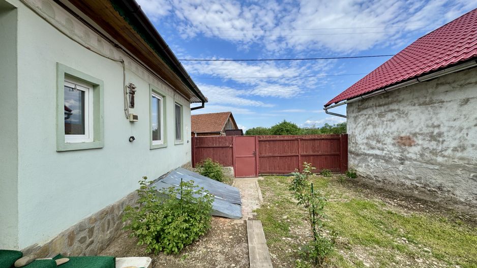 Casa individuala in Arpasu de Sus, teren mare, partial renovata - Poză 28