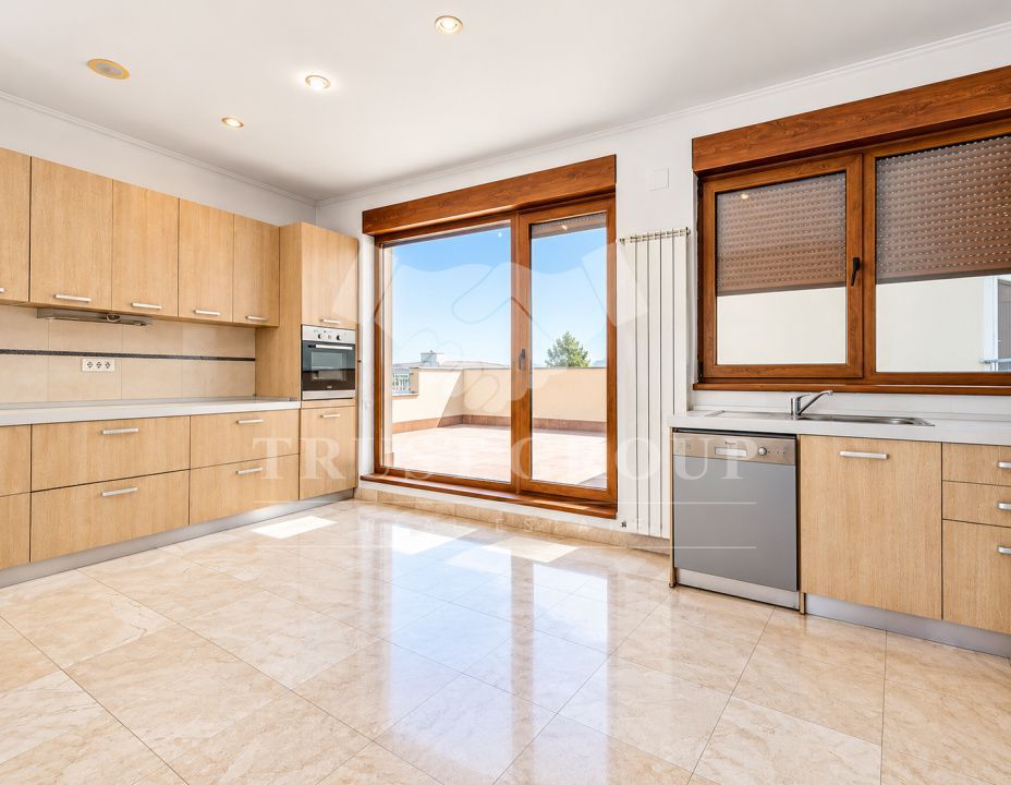 Penthouse 5 camere 287 mp | Terase 195 mp | lift privat | 2 Parcări - Poză 10