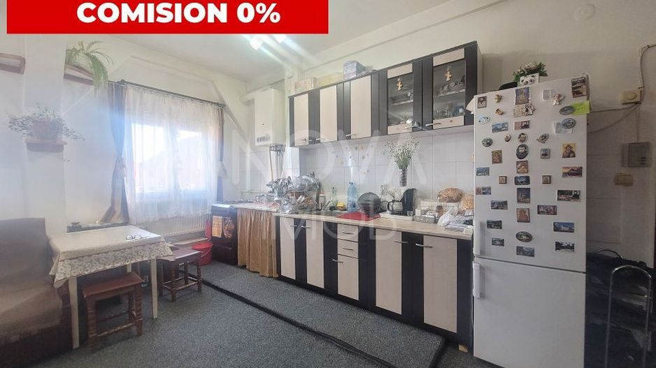 Apartament tip mansarda cu balcon, mobilat-utilat, Valea Aurie - Poză 1