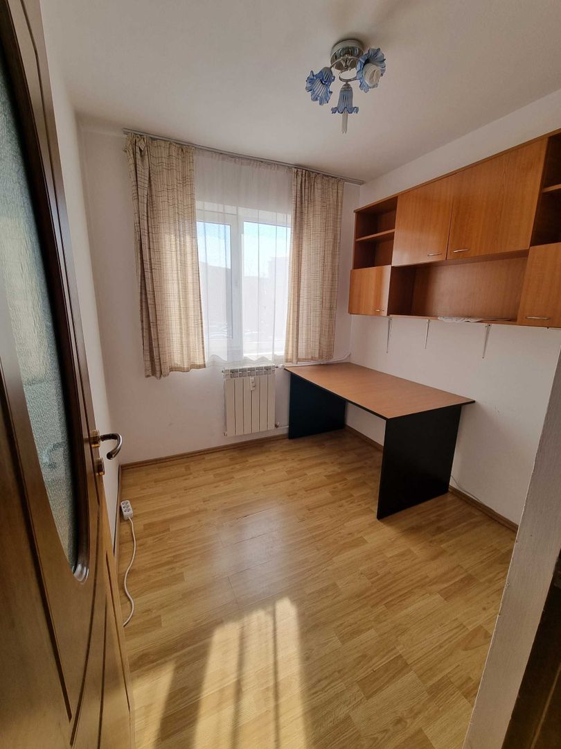 Apartament cu 3 camere -Valea Rosie - Poză 5