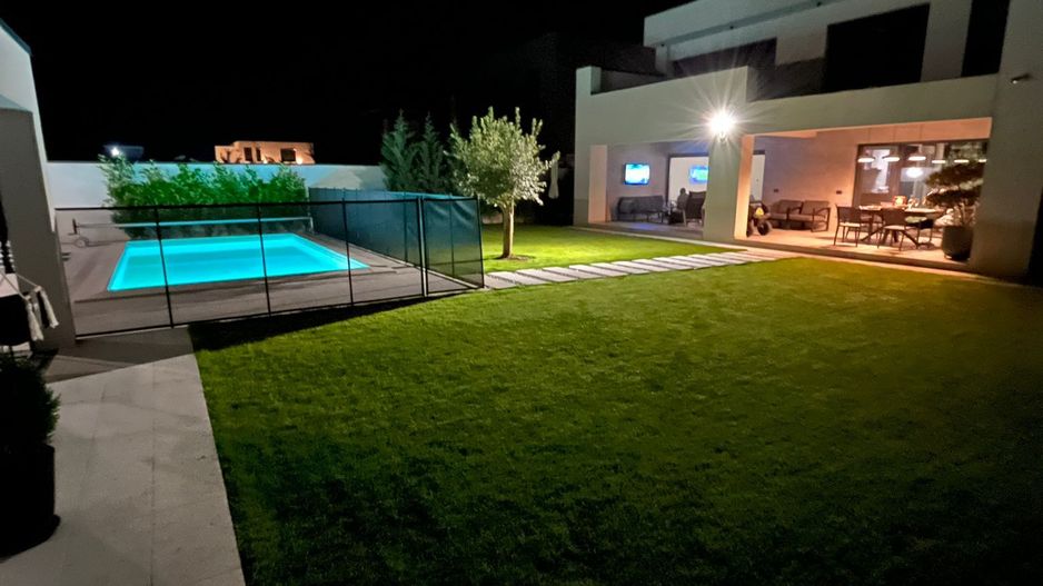 Locuinta individuala exclusivista cu piscina - Dumbravita - Poză 34