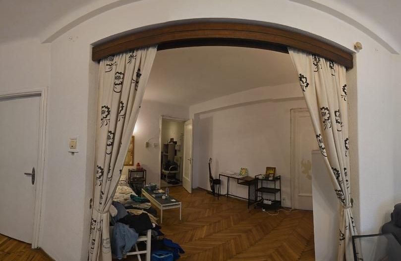 Apartament 5 camere, garaj, 2 boxe subsol, 4/6, bloc interbelic . - Poză 6